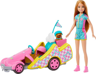 Barbie Stacie - Muñeca con coche de karts con ruedas rodantes, perr...
