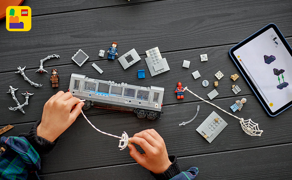 LEGO Marvel Spider-Man vs Doc Ock Subway Train Scene -