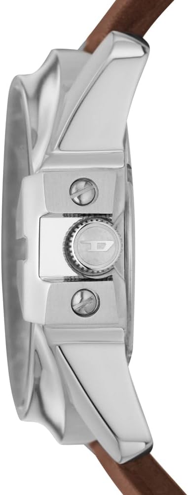 Diesel Master Chief Reloj para hombre, acero inoxidable y cuero, analógico de tres manecillas, color plateado, marrón
