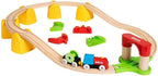 BRIO World 33710 - Mi primer tren de batería ferroviario | Juego de 25 piezas de tren de madera para niños pequeños | Incluye accesorios y pistas de madera | Certificado por Forest Stewardship Council