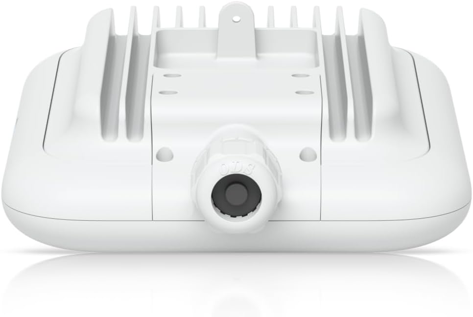 U7-Pro Outdoor UniFi Tri-Band Wi-Fi 7 AP - 25 GbE PoE