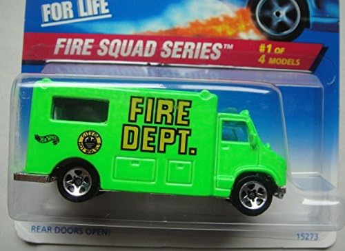 HOT WHEELS AMBULANCIA SERIE ESCUADRADO DE FUEGO VERDE 1/4