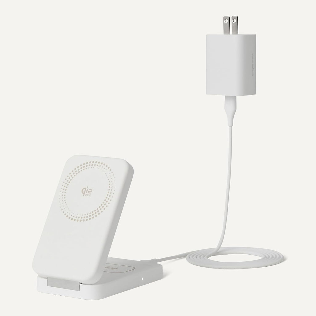 Amazon Basics MagSafe - Estación de carga inalámbrica compatible, 25 W máx. Carga rápida Qi2.2 certificado 2 en 1, soporte plegable para iPhone 17/16/15/14/13/12 y AirPods, con adaptador máximo de 45
