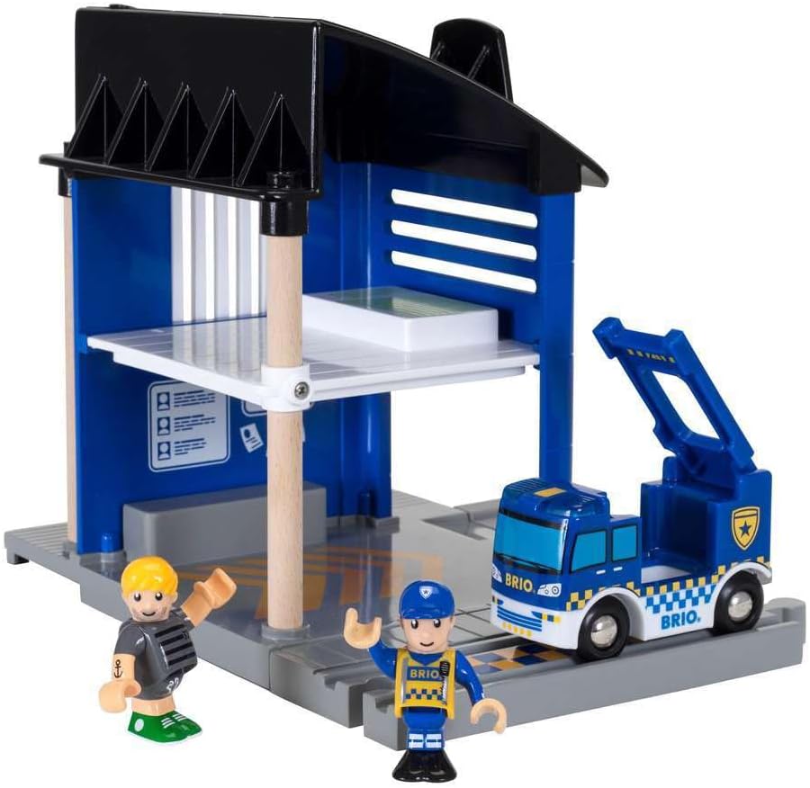 Brio World - 33813 Estación de policía - Juego de juguetes interactivos para niños | Mejora la creatividad y la imaginación | Cuenta con efectos de luz y sonido | Compatible con BRIO Railway |