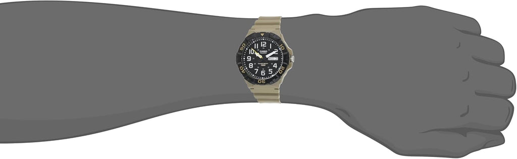 Casio MRW200H Series | Reloj analógico para hombre | Diseño deportivo | Resistencia al agua 100 metros | Indicador de fecha | Bisel rotatorio | Cronometraje regular (HR, Min, SEC, PM, Date, Day) | Batería 3 años