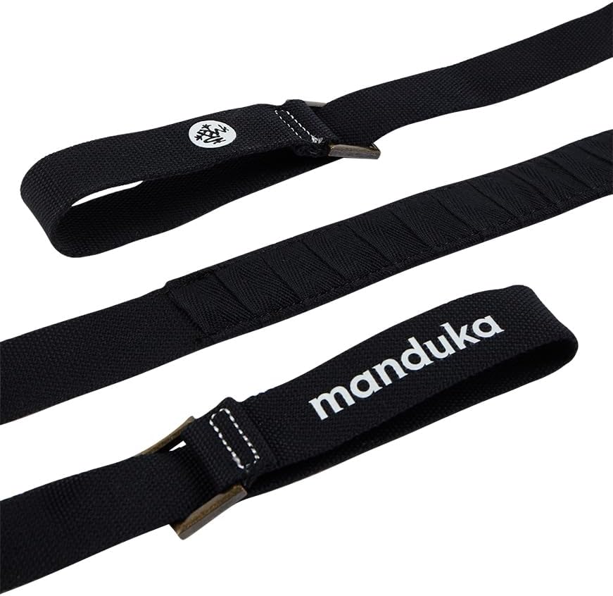 Manduka Esterilla transportadora de yoga – Algodón ecológico, fácil de transportar, manos libres, para todos los tamaños de esterilla, 68 x 1.5 pulgadas