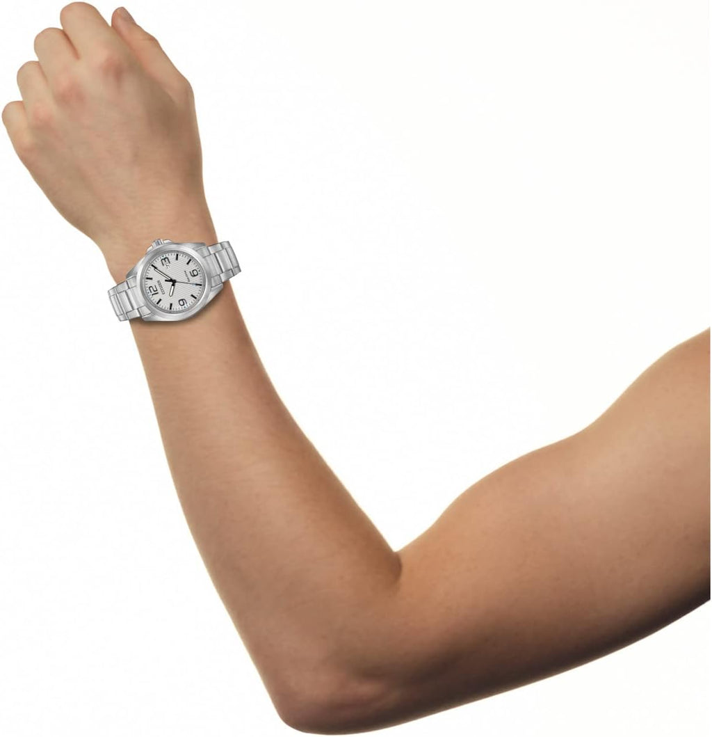 Reloj Citizen para hombre Eco-Drive Weekender Garrison Field en acero inoxidable