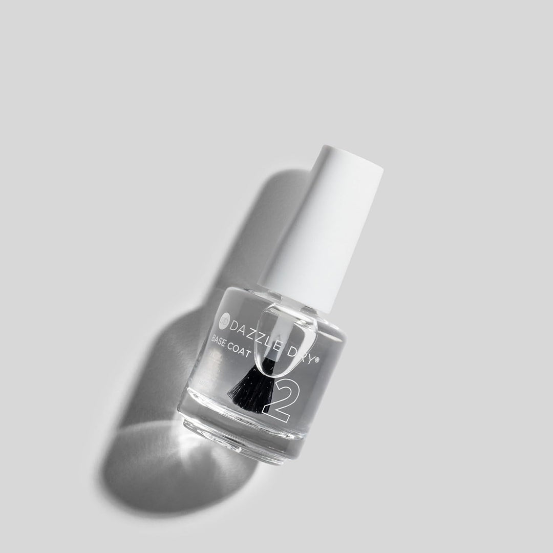 Dazzle Dry Capa base \u2013 Paso 2 \u2013 Una capa transparente de...