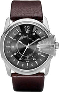 Diesel Master Chief Reloj para hombre, acero inoxidable y cuero, analógico de tres manecillas, color plateado, marrón