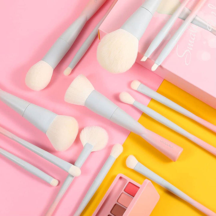 Docolor Juego de 14 brochas de maquillaje sintéticas de alta calida...