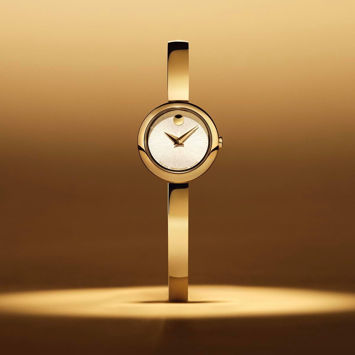 Movado Reloj de pulsera estilo museo para mujer, cuarzo suizo, caja de 0.827 in, pulsera clásica de acero inoxidable, regalo para ella