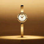 Movado Reloj de pulsera estilo museo para mujer, cuarzo suizo, caja de 0.827 in, pulsera clásica de acero inoxidable, regalo para ella