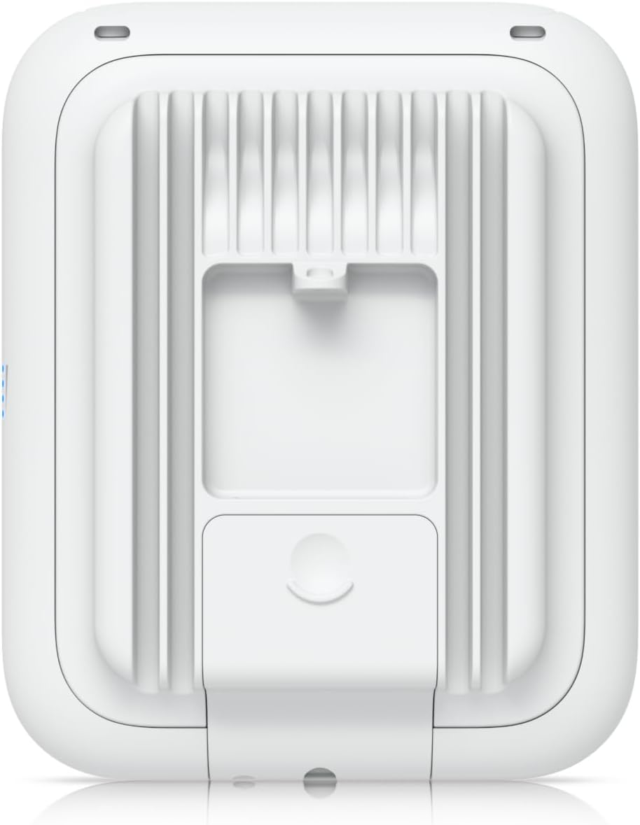 U7-Pro Outdoor UniFi Tri-Band Wi-Fi 7 AP - 25 GbE PoE