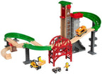 BRIO World Lift & Load Warehouse Set - 32-Piece Wood Train Set - Works con All Wooden Railway Sets - Includes 4-Level Elevator, Vehicles, Tracks & Full Station - MESH Accredited para Ages 3+