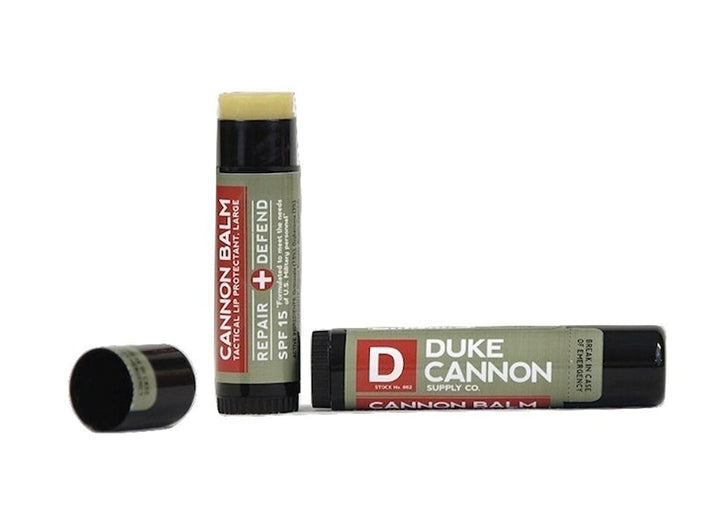 Duke Cannon Balm Bálsamo labial táctico paquete de 3 con SPF 15, 0....