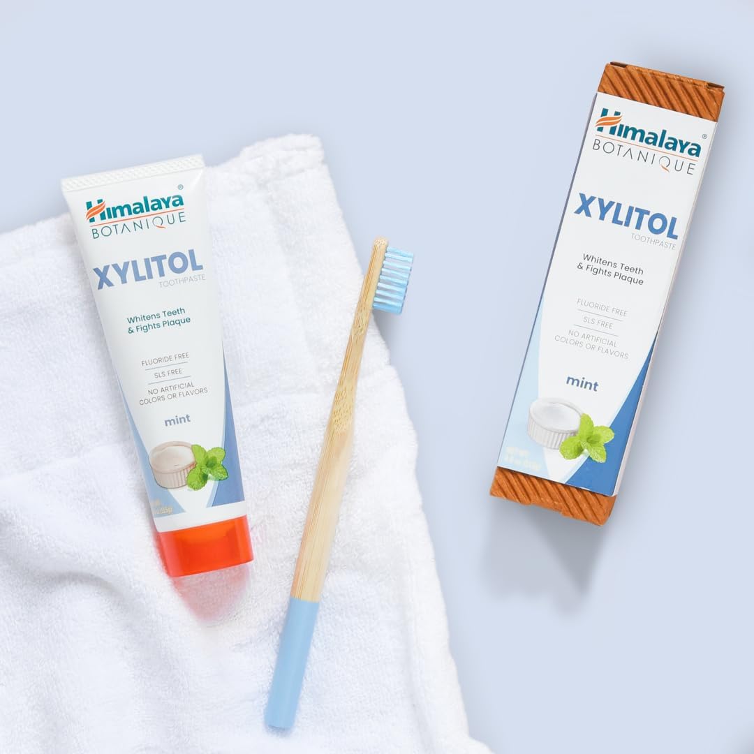 Himalaya Botanique Whitening Pasta dental antiplaca con xilitol, si...