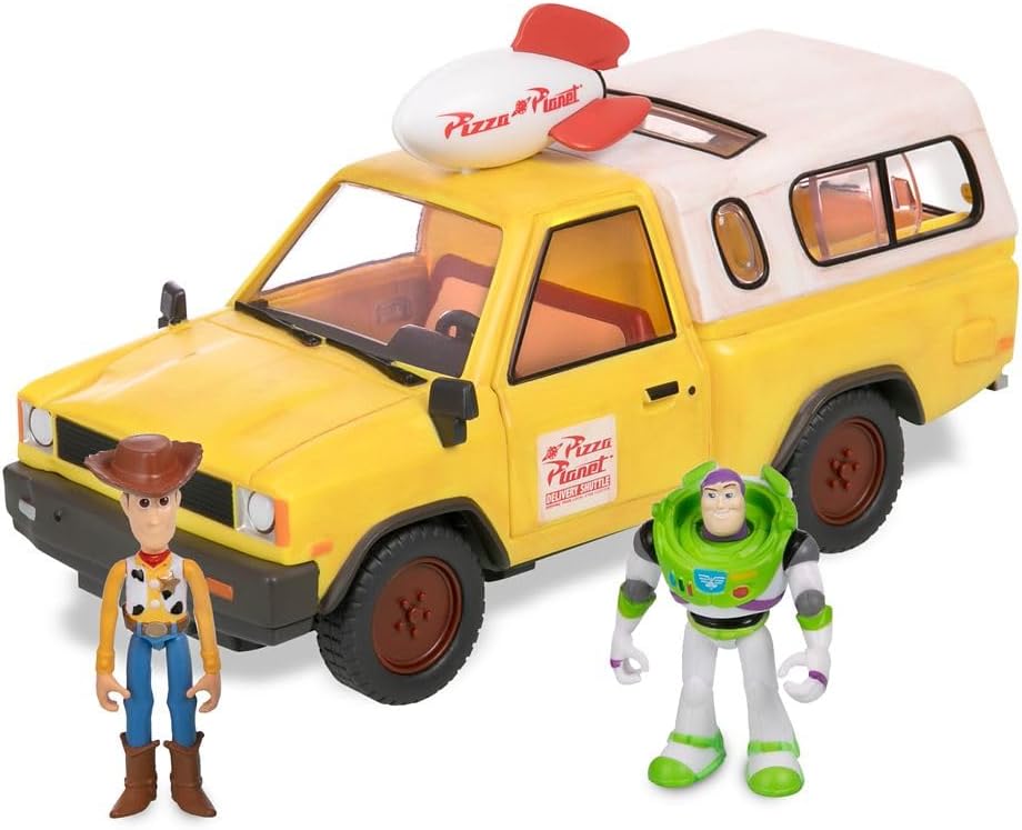 Disney Store Camión Oficial del Planeta Pizza con Luces y Sonidos - Set de Figuras de Acción de Toy Story Incluye a Woody y Buzz Lightyear, Partes Moviles, Luces y Sonidos del Vehículo
