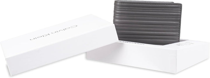 Calvin Klein Billetera plegable minimalista de piel RFID para hombr...
