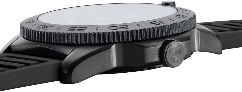 Luminox Pacific Diver 3121 Blackout - Reloj de buceo para hombre, 1.732 in