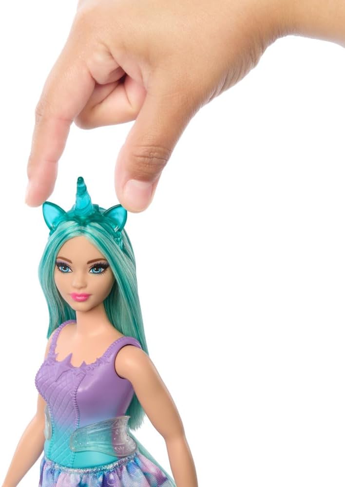 Barbie Muñeca de unicornio con pelo de fantasía turquesa, atuendo p...