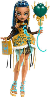 Muñeca de cumpleaños aterradora y dulce de Monster High, Cleo de Ni...