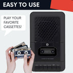 Deluxe Products Reproductor de Casetes Portátil Grabadora de Cinta. Graba en casetes a través de micrófono o entrada auxiliar. Altavoz integrado para escuchar casetes. Incluye micrófono externo, cable