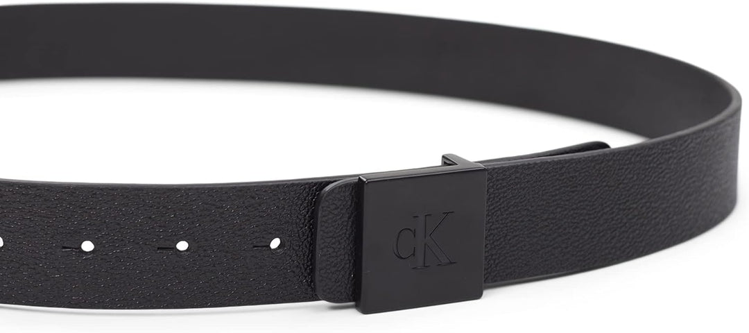 Calvin Klein Cinturón con hebilla de placa moderna y detalle de log...