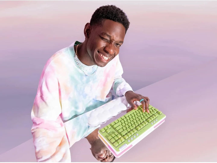 Teclado mecánico inalámbrico Logitech G715 para juegos con LIGHTSYN...