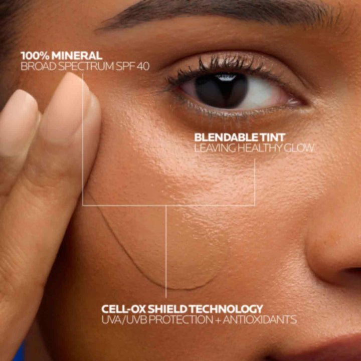 La Roche-Posay Anthelios Sunscreen SPF 40, Ultra-Light Fluid Broad...