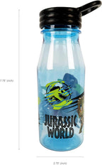 Megatoys Jurassic World - Juego de regalo de bolsa de mano, rompecabezas de 24 piezas, botella de agua, paquete de 50 calcomanías, yoyó, varita de burbujas, juego de tiza, disco volador (frisbee)