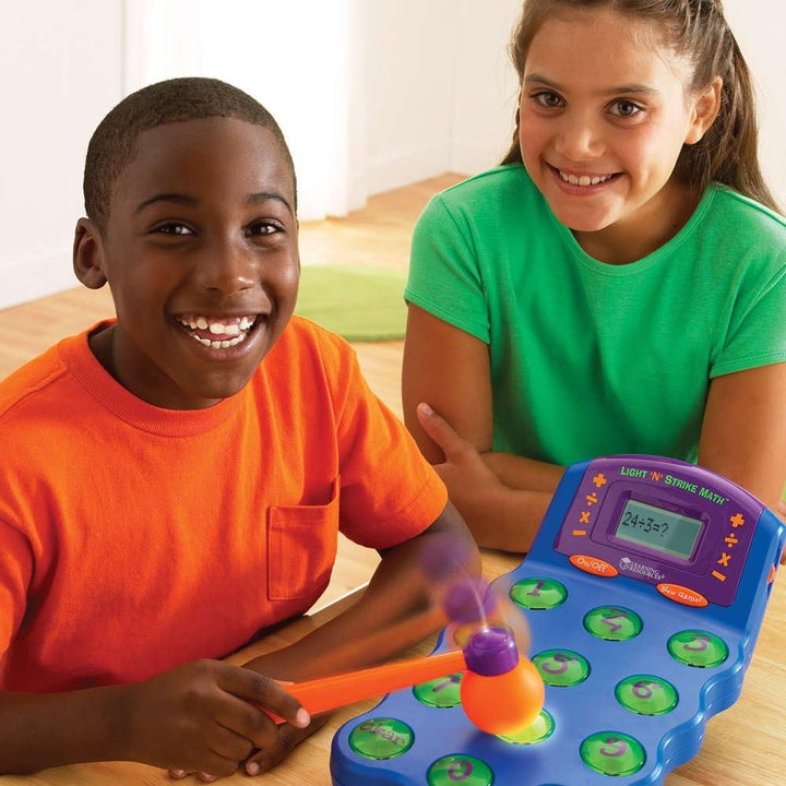 Learning Resources Juego de matemáticas Light 'N' Strike, a...