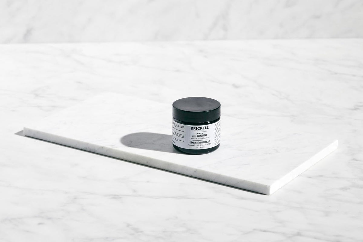 Crema facial antienvejecimiento con rejuvenecimiento de Brickell Me...