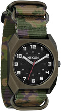 NIXON Scout A1409-328.1 ft Reloj analógico de campo para hombre resistente al agua (esfera de 1.378 in, correa de nailon de 0.787 in)
