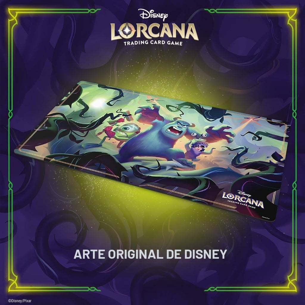 Ravensburger Disney Lorcana TCG Playmat con Mike Wazowski, Sulley y Boo en el ataque de la vid! - Protege las tarjetas - Juego versátil, escritorio o alfombrilla de mouse - Adecuado para mayores de 8