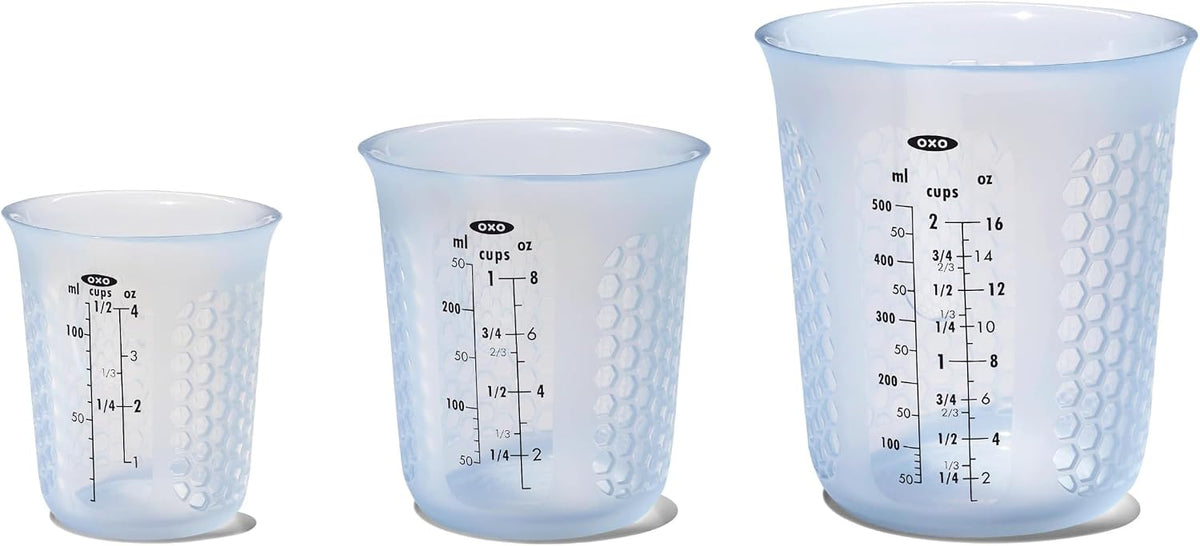 1 taza de medir de silicón para exprimir y verter, con patrón Stay-Cool, de la marca Oxo Good Grips, Juego de 3 piezas, Azul