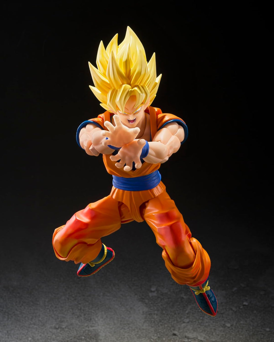 TAMASHII NATIONS - Dragon Ball Z - Super Saiyan Son Goku (Los Juego...