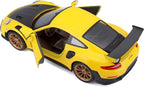 Maisto Porsche 911 GT2 RS Amarillo con Capucha de Carbono y Ruedas Doradas Edición Especial 1/24 Modelo de Coche Fundido a Presión