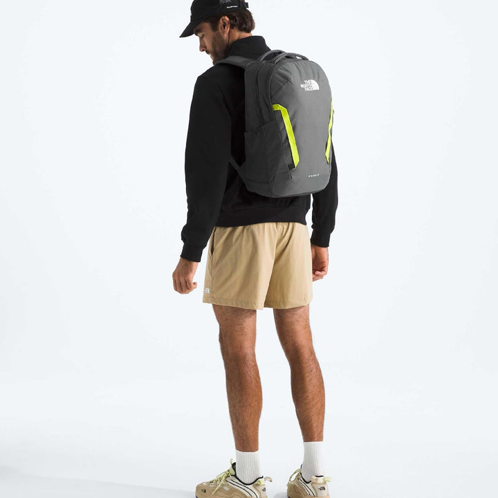 THE NORTH FACE Vault - Mochila para laptop de todos los días - Libr...