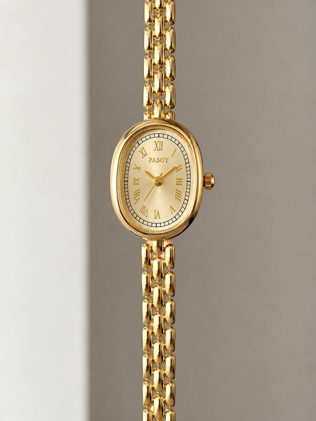 Reloj de pulsera para mujer con pantalla pequeña, cuarzo analógico ovalado de cara pequeña (Dorado)