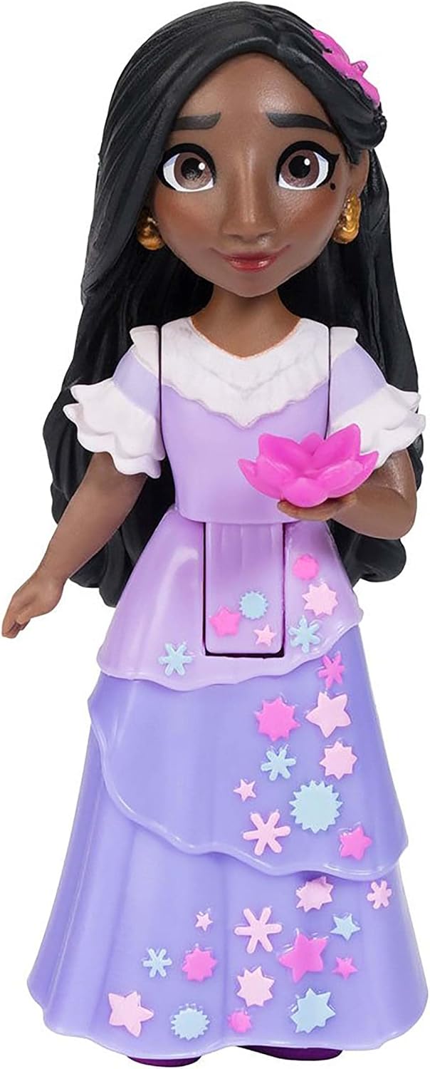 Disney Encanto Figuras de muñeca, juego de 6 unidades de la familia Madrigal, cada uno con un accesorio, ideal para jugar con la Casa Madrigal