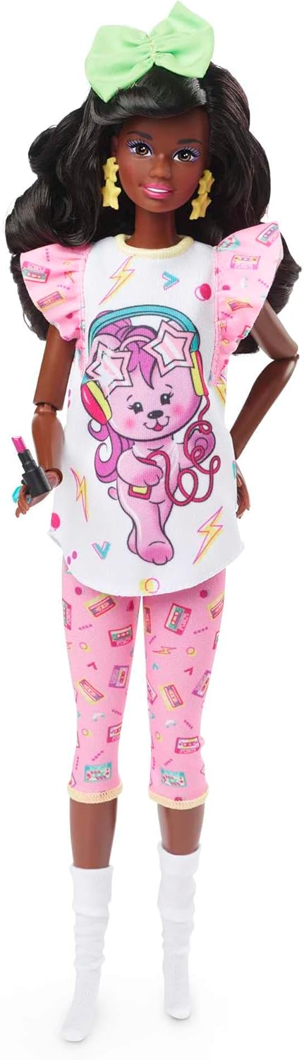 Muñeca Barbie Rewind y accesorios con cabello rizado negro y atuend...