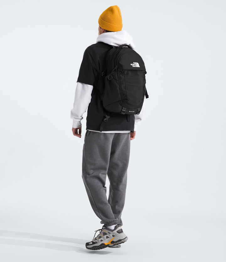 THE NORTH FACE Recon Mochila para laptop de todos los días | Mochil...