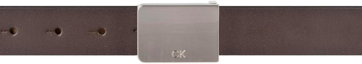 Calvin Klein Cinturón con hebilla de placa moderna y detalle de log...