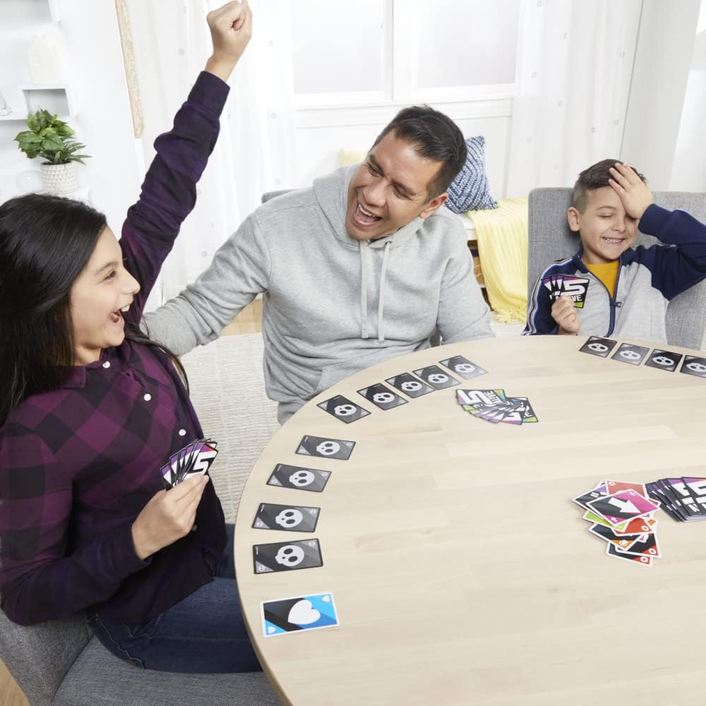 Hasbro Gaming 5 juegos vivos y rápidos para niños y