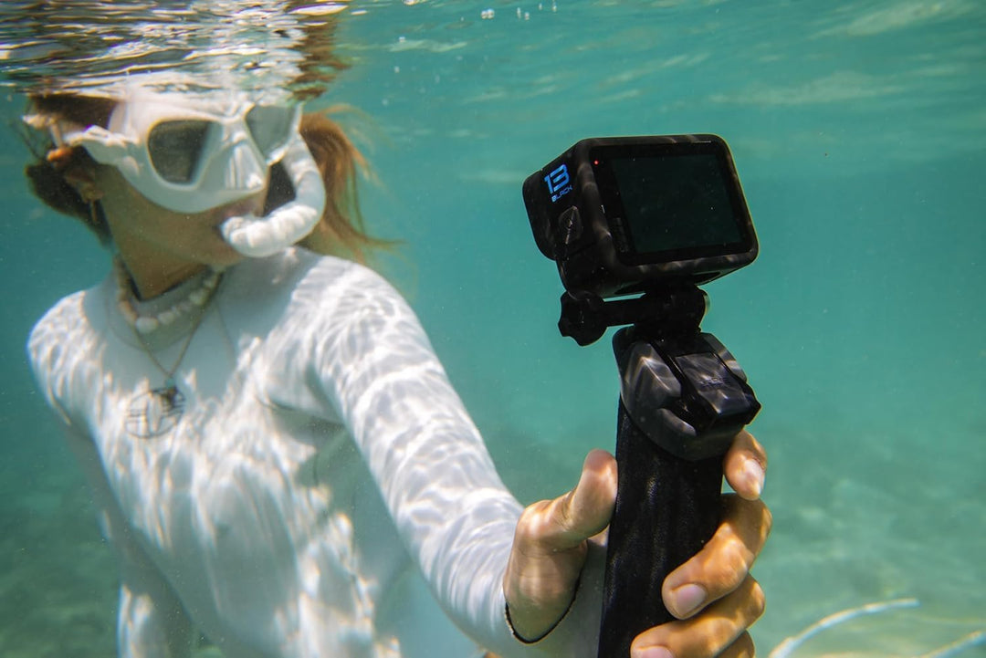 GoPro HERO13 - Paquete de accesorios negros \u2013 Incluye el manip...