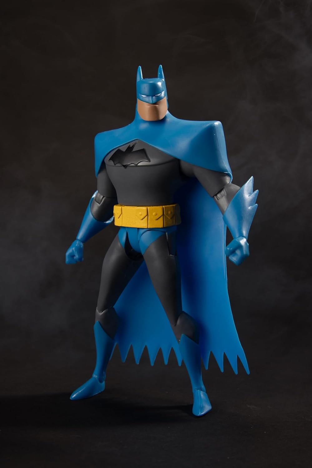 McFarlane Toys - Figura de acción a escala 1:12 de Batman de Las nuevas aventuras de Batman (Azul/Gris)