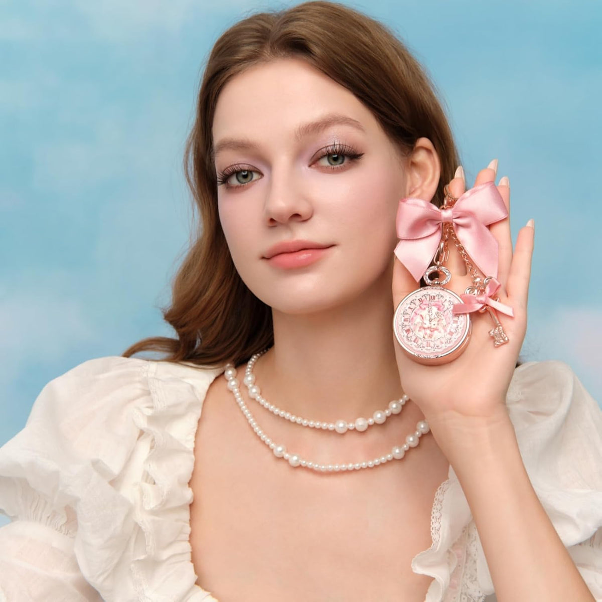 Flower Knows Bunny Garden - Bálsamo labial y colgante para bolsa, llavero rosa y espejo de mano de cupido de fresa, espejo de maquillaje decorativo rosa