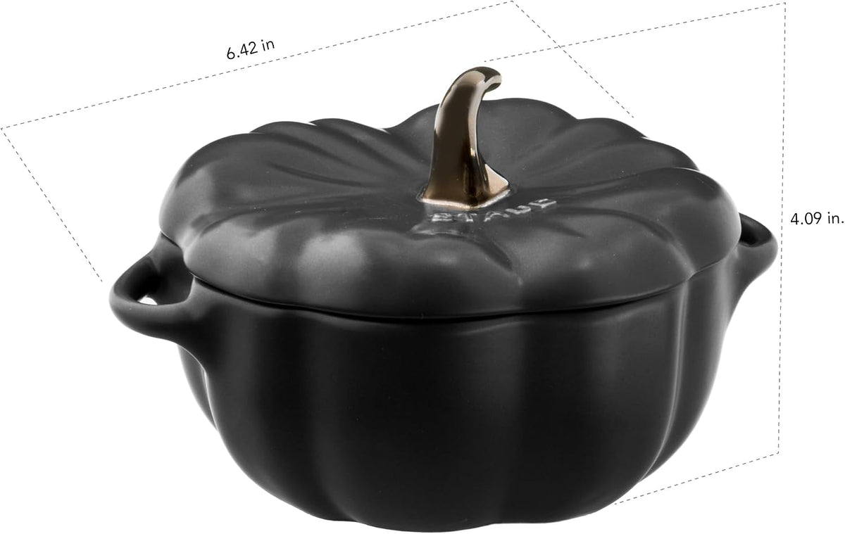 STAUB - Calabaza pequeña de cerámica de 0.5 cuartos de galón, apta para horno y estufa, hasta 572 °F, plato de calabaza, plato de cerámica para hornear, plato de caramelo, negro mate