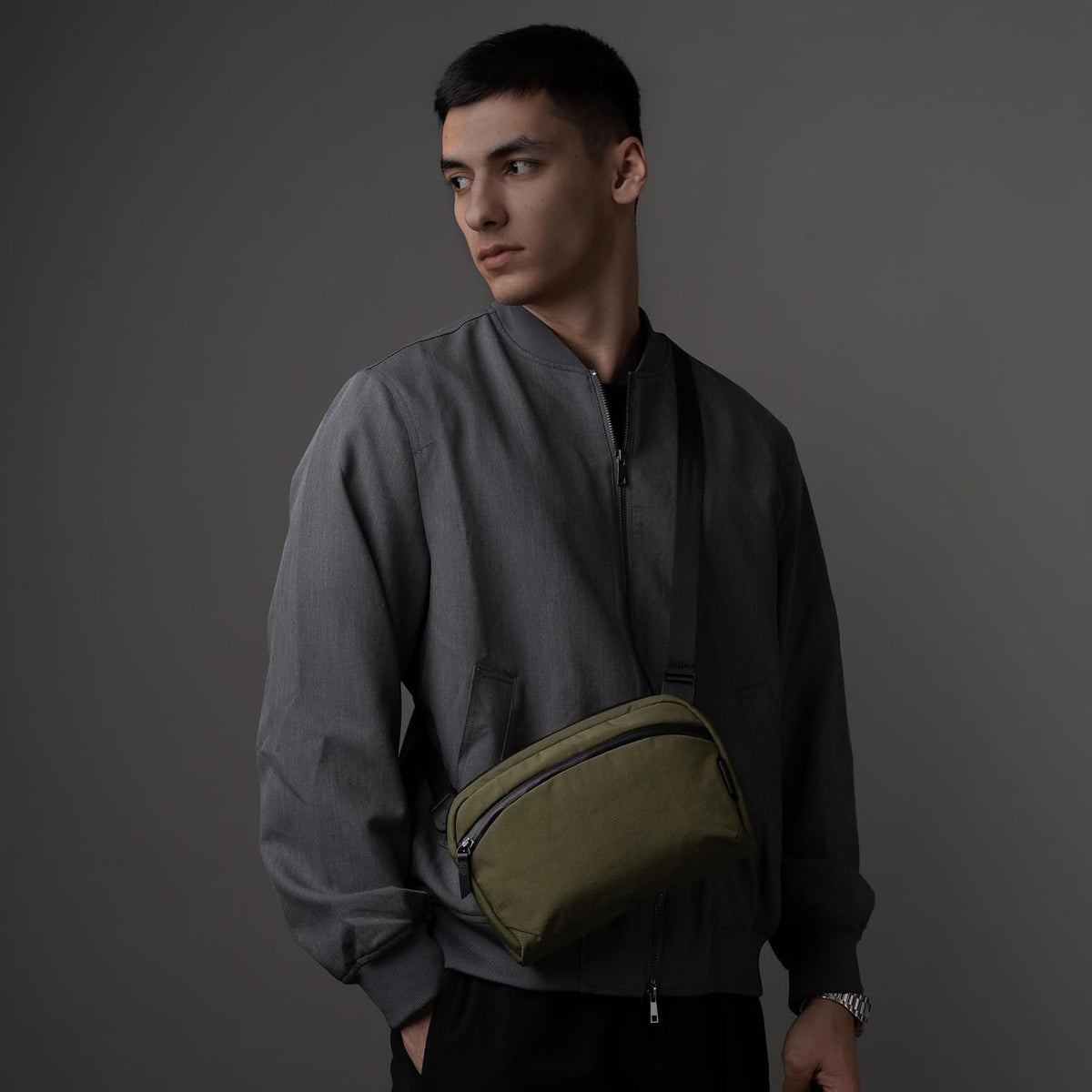 ALPAKA Flight Sling Bolso cruzado tipo bandolera para hombre y mujer uso diario