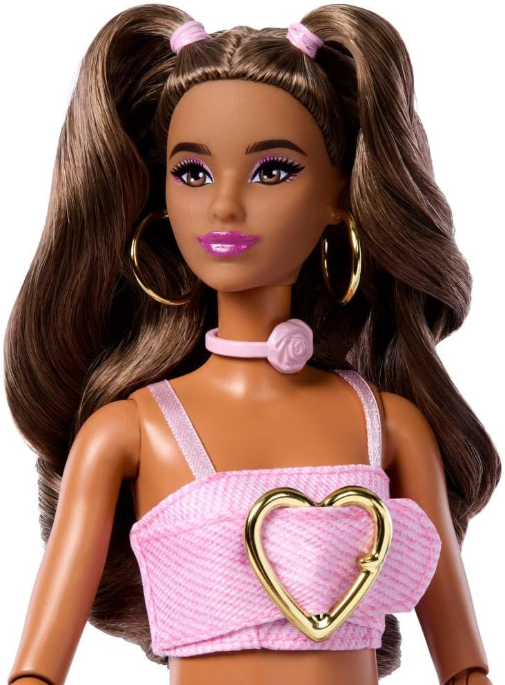 Muñeca de estilo Deluxe Barbie #12 en top corto de mezclilla rosa c...